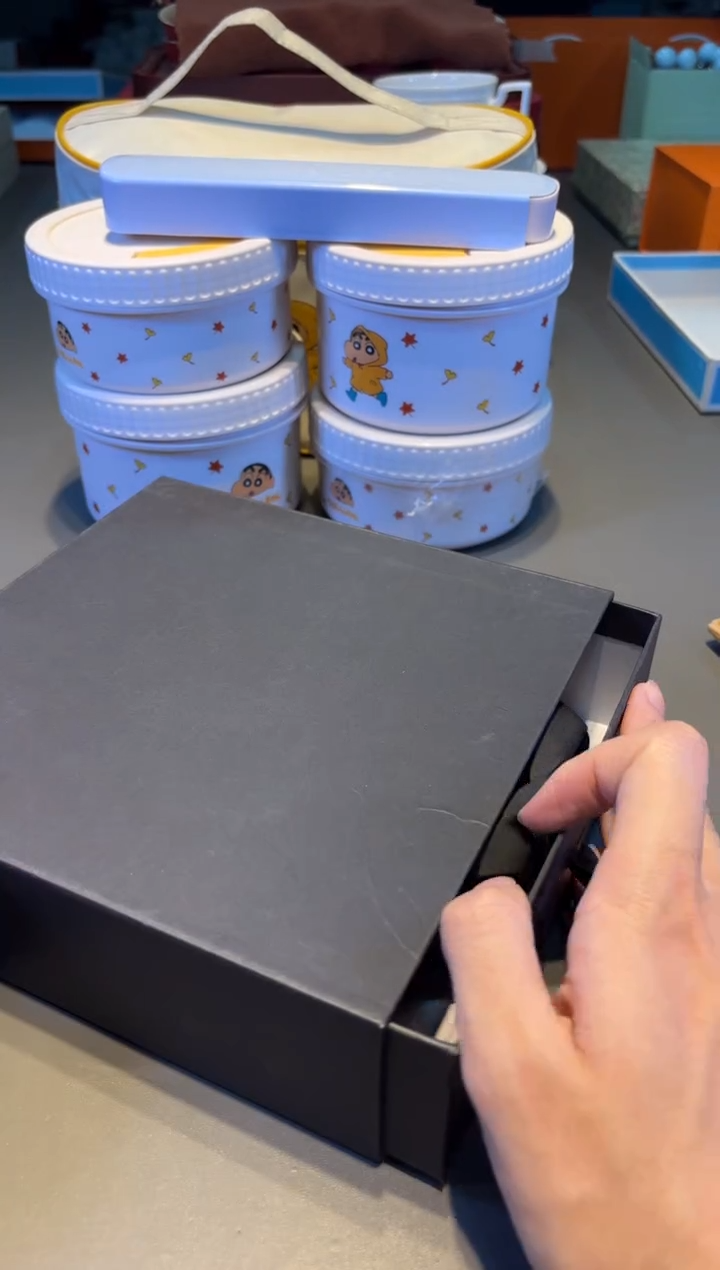 乡 小新全球仓小新全球仓小新全球仓