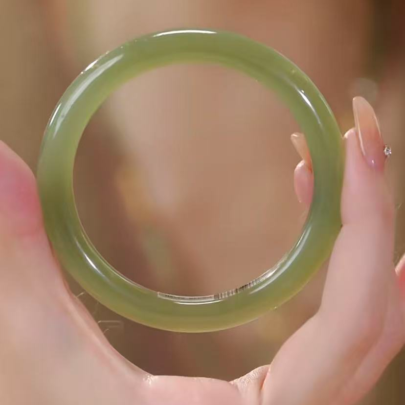  【中国黄金】晴若熙 | 和田玉*手镯*未镶嵌-SZ716-Y