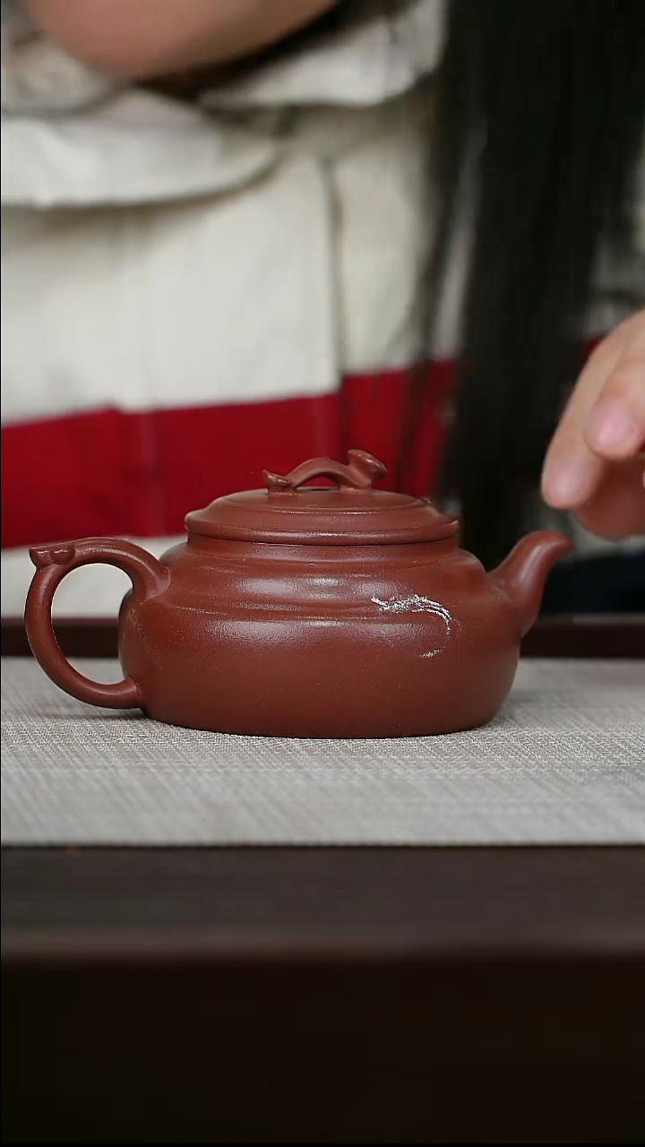 【闪购商品】宜兴原矿紫砂壶茶壶200C