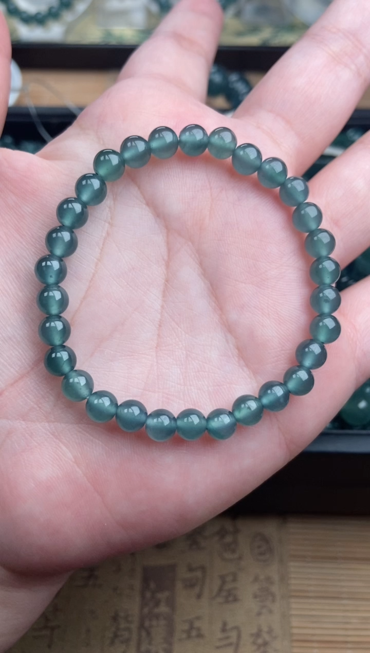 【闪购商品】翡翠手链未镶嵌多样性发货30颗卡6