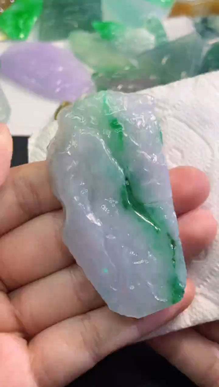 翡翠未镶嵌吊坠(不含链)944