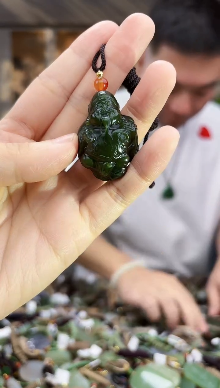 未镶嵌和田玉挂件拍一发一