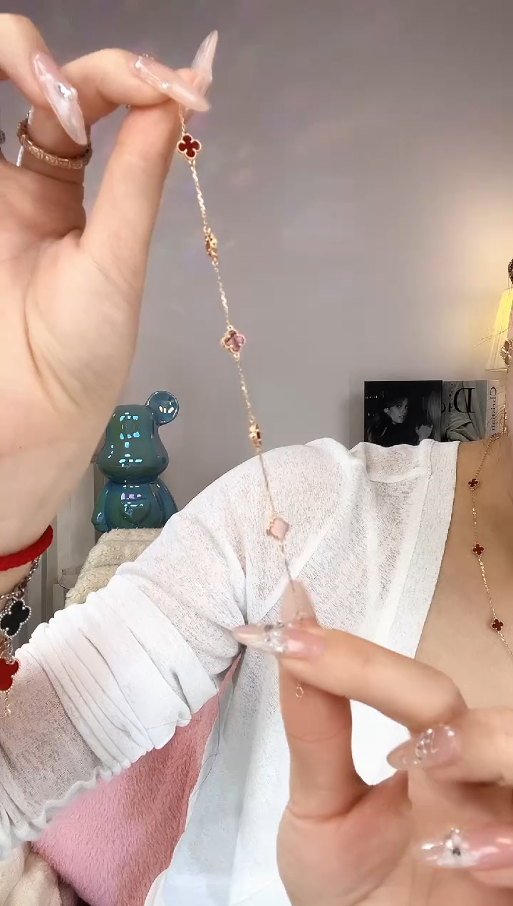 【闪购商品】玛瑙/玉髓手链合金18K红手链