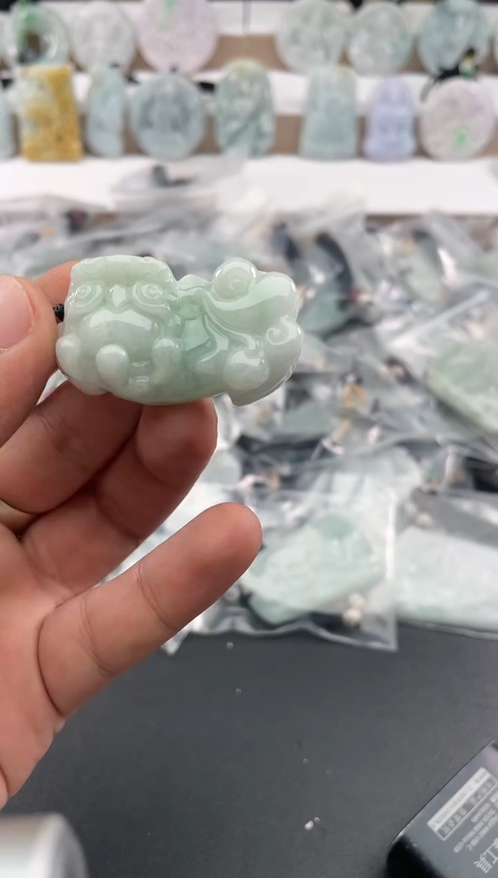 颈饰未镶嵌翡翠25/12/6/.84