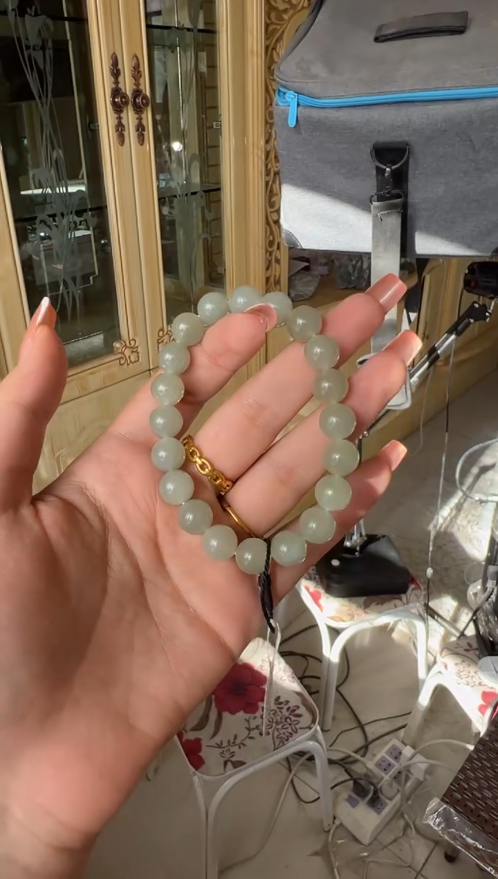 【闪购商品】和田玉手串未镶嵌且末料青白玉卡8手串