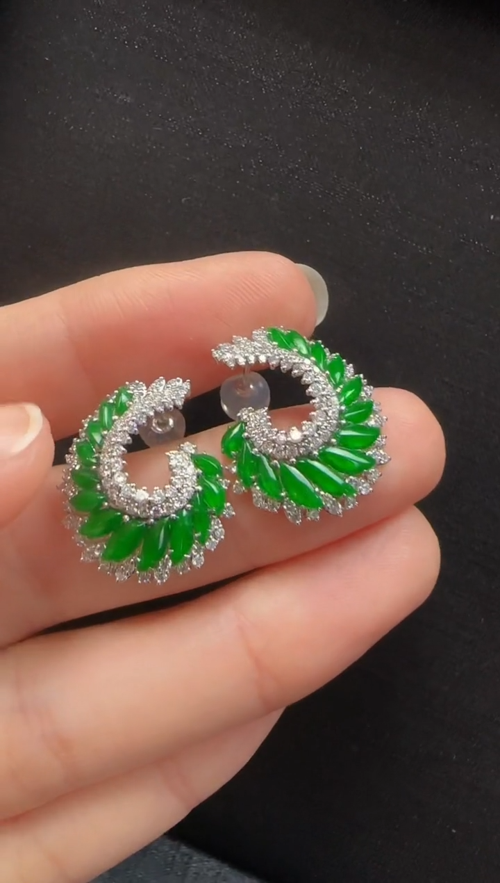 翡翠18K金镶嵌耳环638随形一对