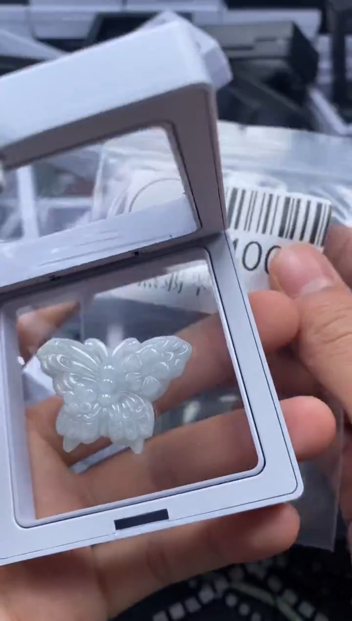 吊坠(不含链)未镶嵌翡翠4006