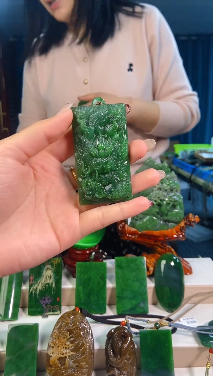 【闪购商品】和田玉挂件未镶嵌1