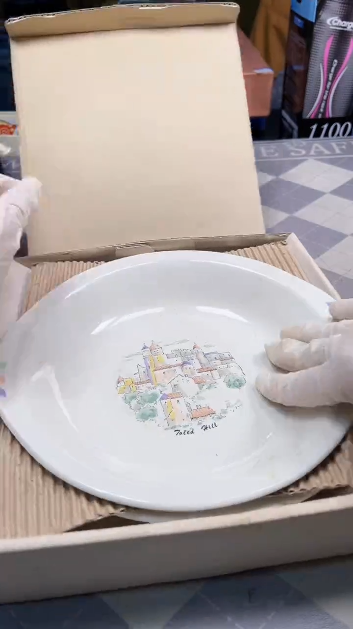 瓷片陶瓷如图所示周边