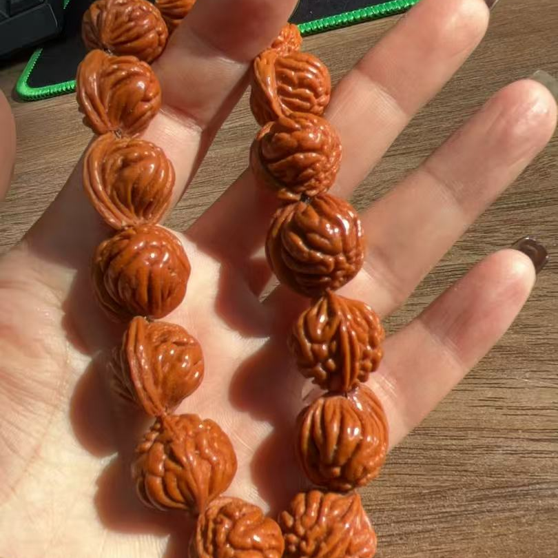 秦岭龙纹桃核金蝉手串