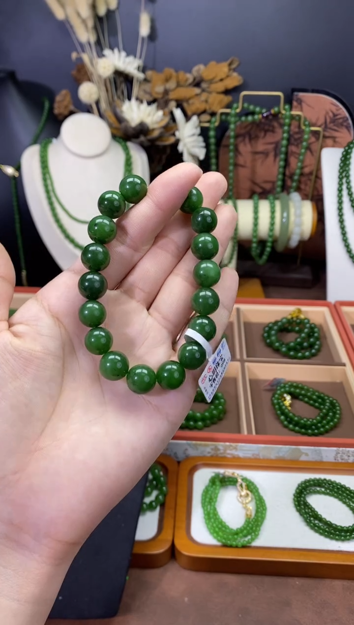 【闪购商品】和田玉（碧玉）颈饰未镶嵌11.7微矿单圈