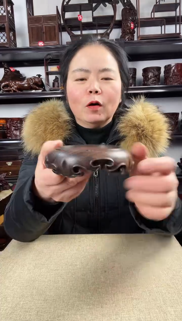 木老李红木工艺品482瑕疵