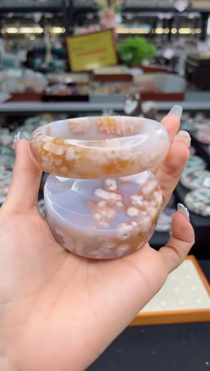 【闪购商品】石英质玉手镯未镶嵌66圈口（赠品镯心）S984305