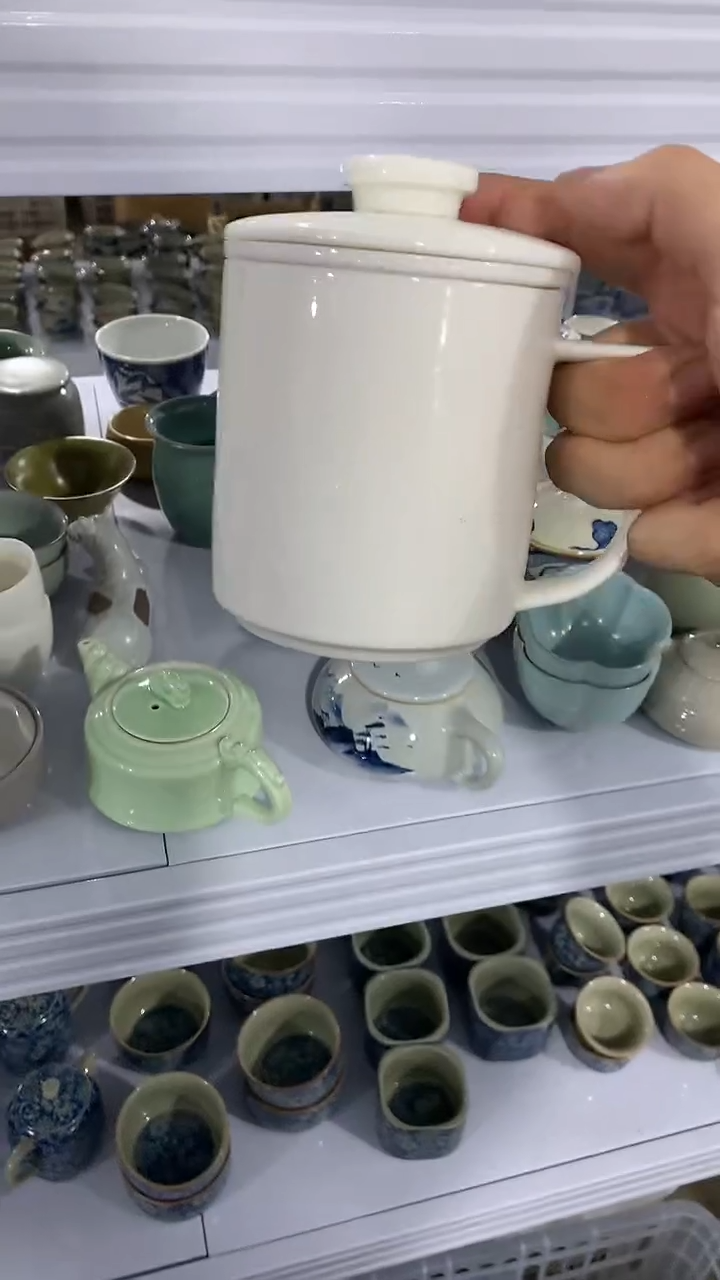 茶具茶壶、盖碗、主人杯、客杯（轻轻微瑕介意勿拍）