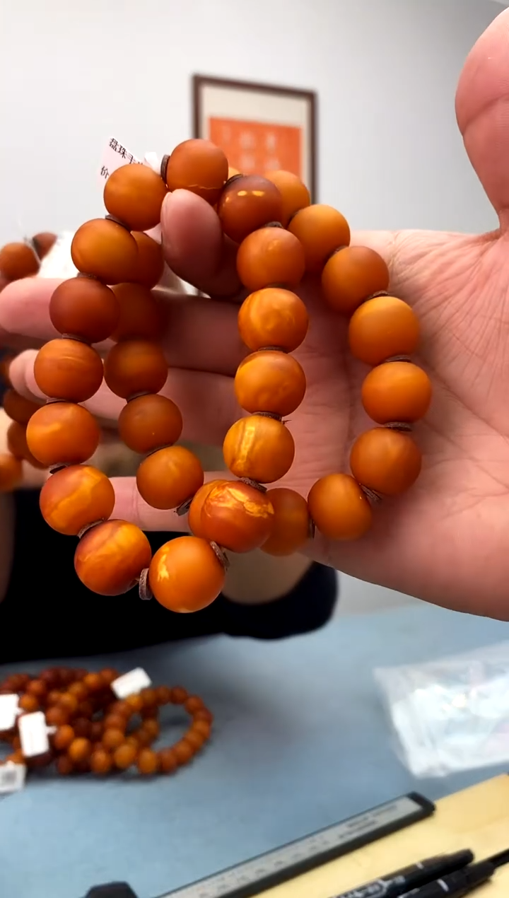 【闪购商品】蜜蜡珠宝奇石未镶嵌假一罚十，多样性发一件永久包退