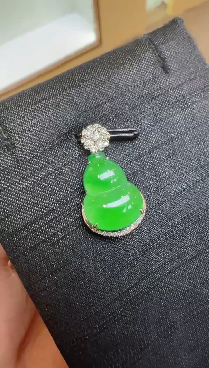 【闪购商品】翡翠吊坠(不含链)18K金镶嵌多样性团购发一件