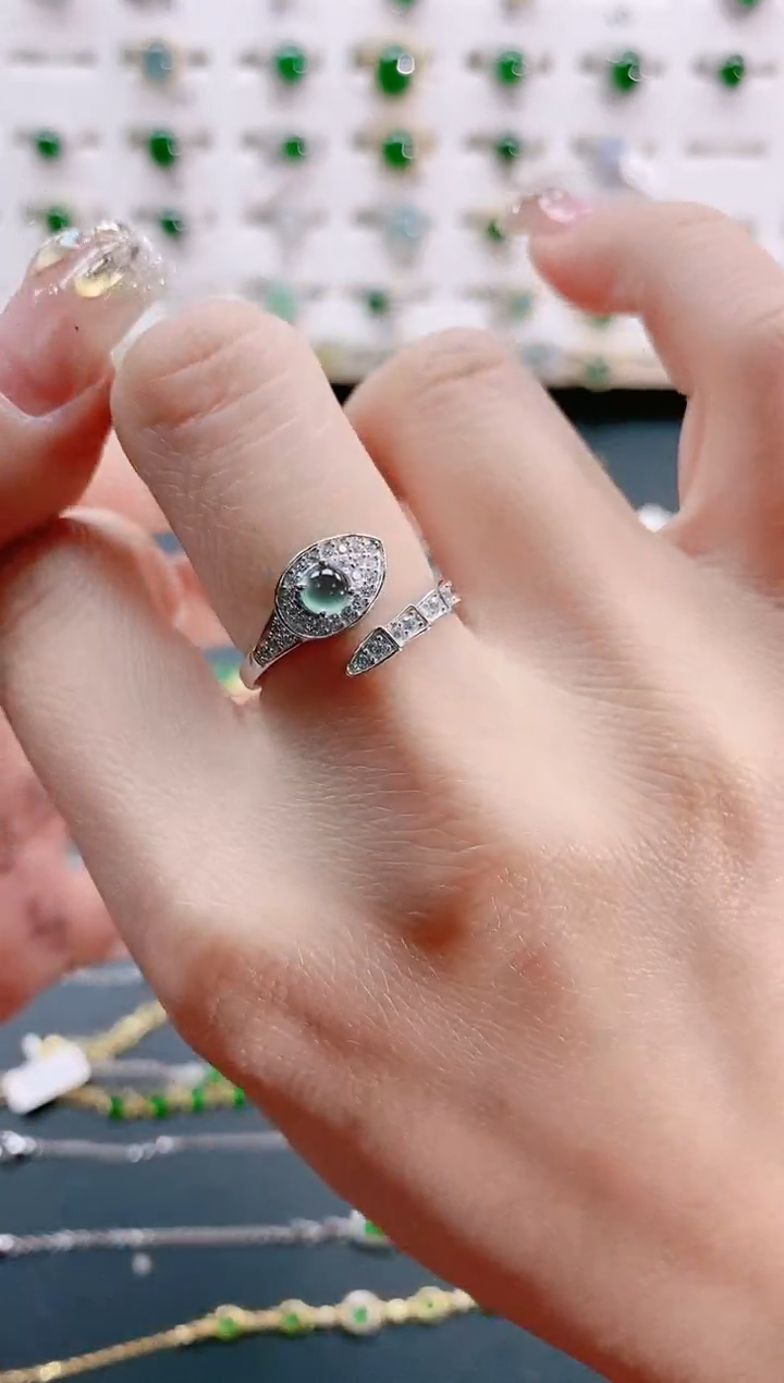 【闪购商品】翡翠戒指银S925镶嵌天然翡翠