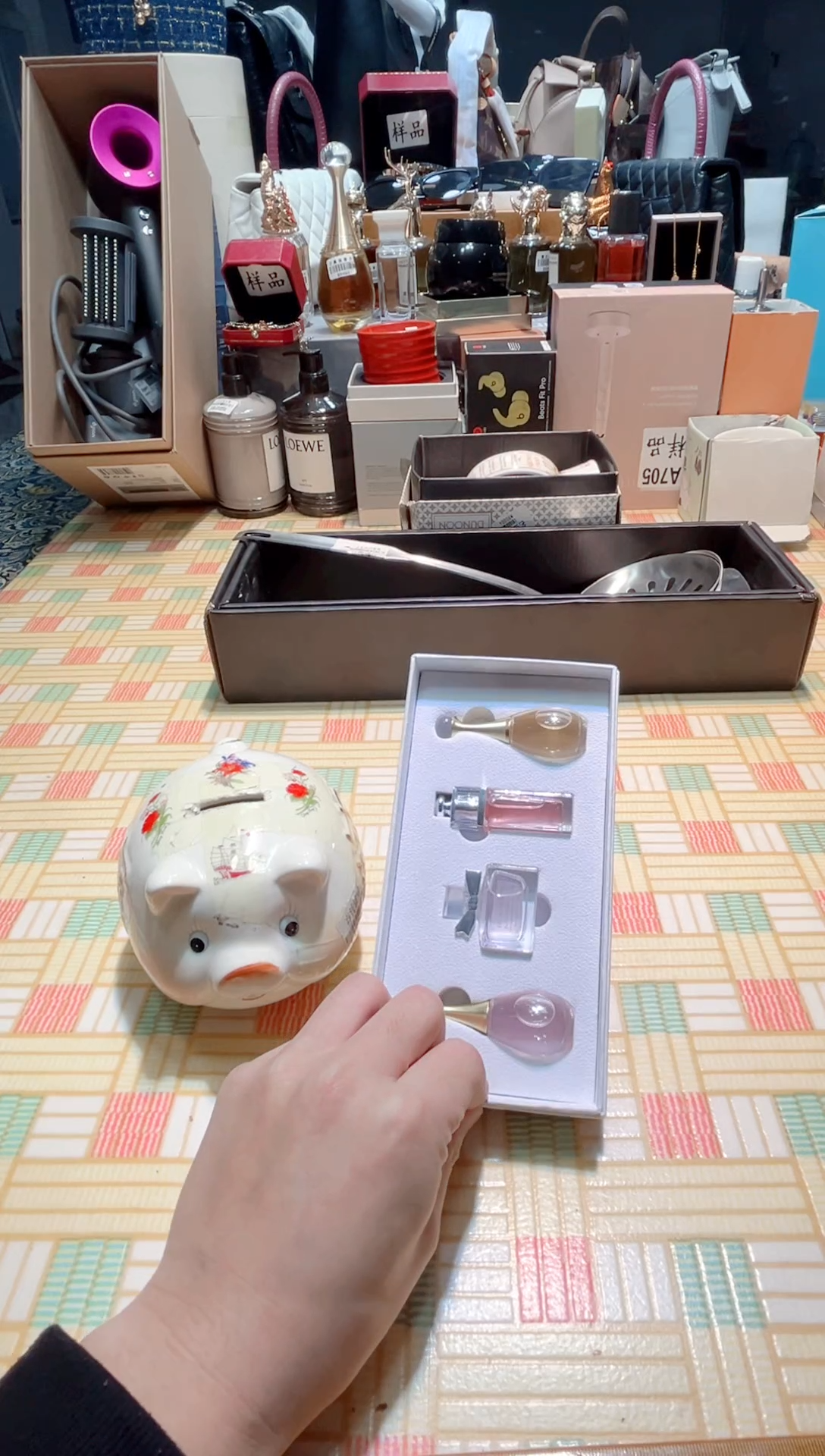 瓷片瓷器 库房到期 全部地板价@@1