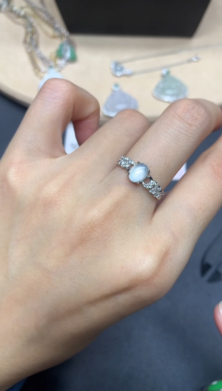 【闪购商品】翡翠戒指银S925镶嵌蛋面【无服务费】