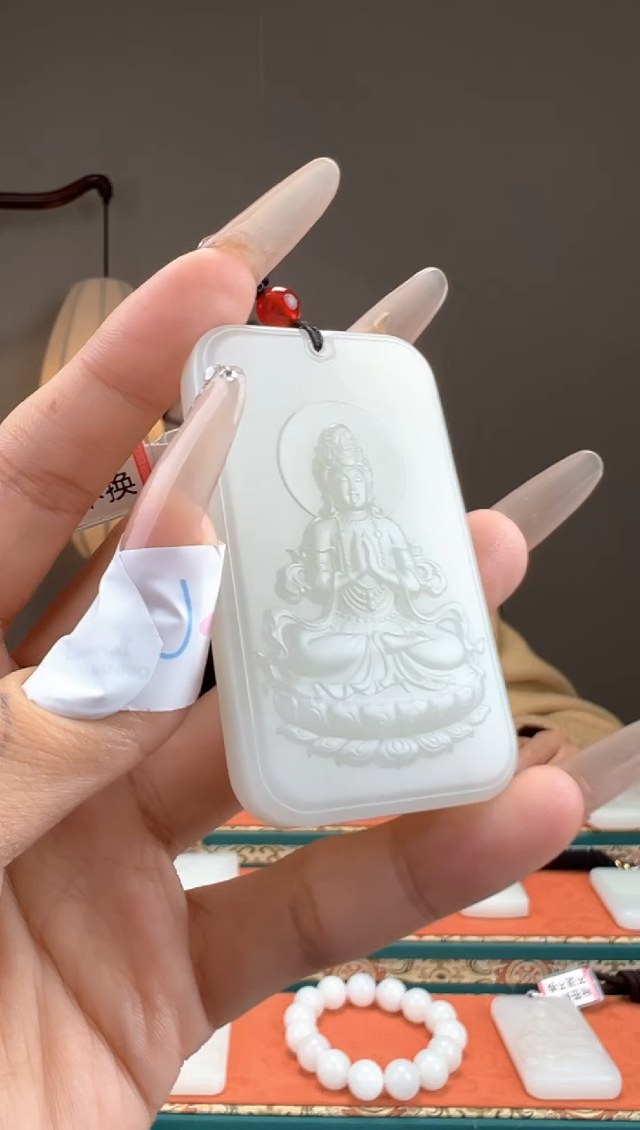 【闪购商品】和田玉颈饰未镶嵌1