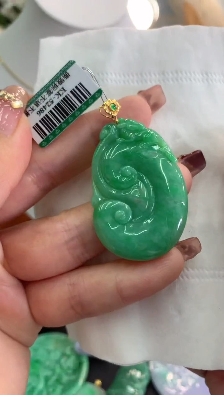 【闪购商品】翡翠吊坠(不含链)18K金镶嵌挂件