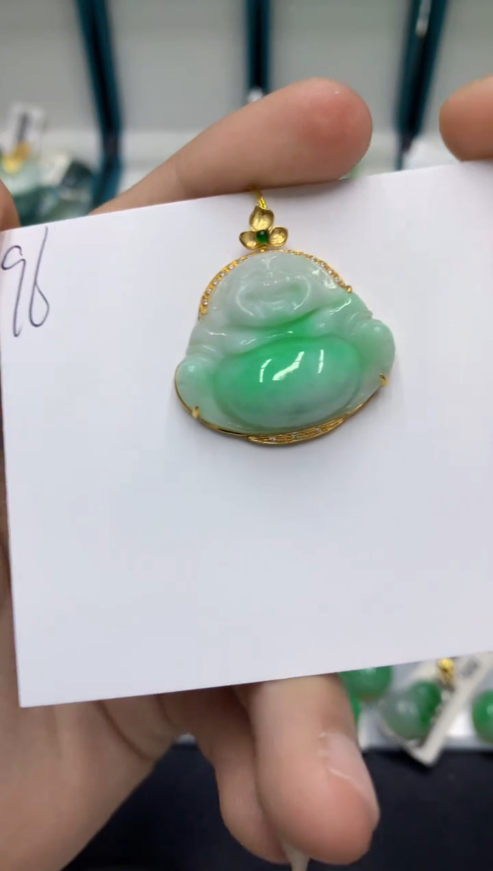 【闪购商品】翡翠颈饰18K金镶嵌翡翠