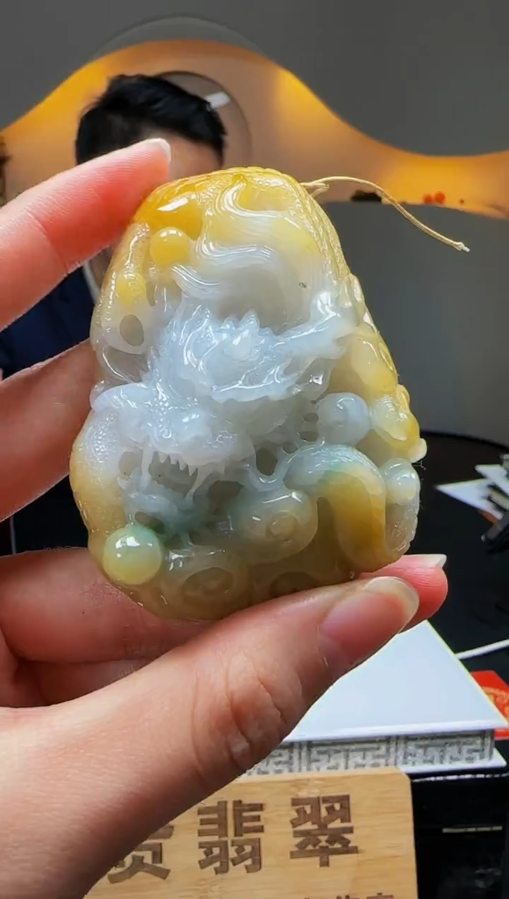 【闪购商品】定制翡翠未镶嵌Q03987翡翠毛货