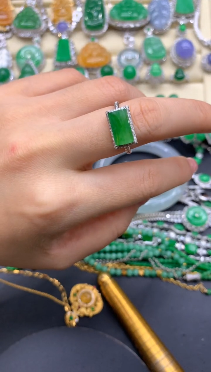 【闪购商品】翡翠戒指18K金镶嵌388-中国好珍宝