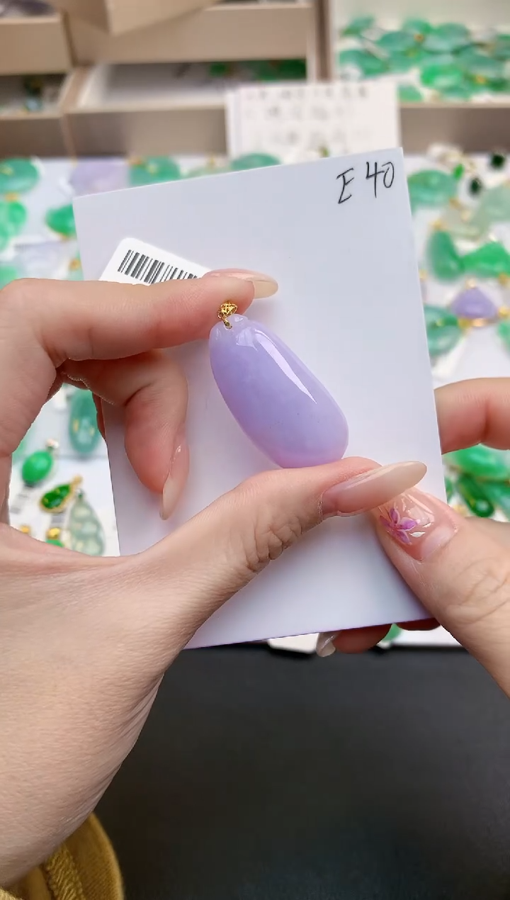 颈饰18K金镶嵌翡翠天然缅甸A货翡翠