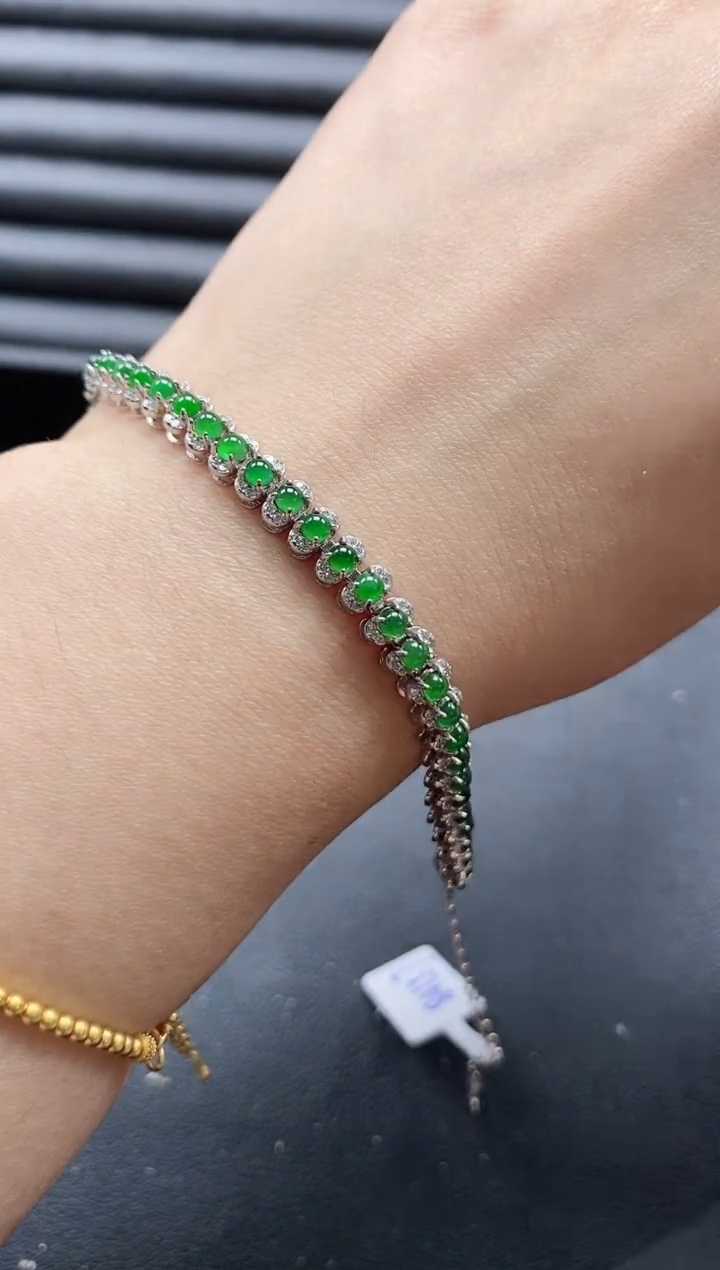 【闪购商品】翡翠戒指银S925镶嵌51511