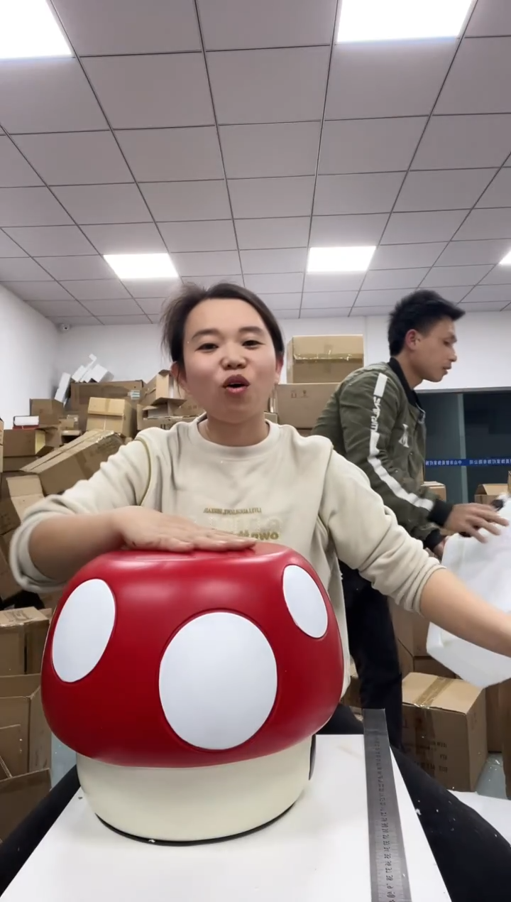 树脂红色蘑菇凳子