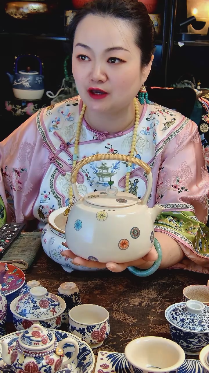 【闪购商品】茶具煮水壶800毫升皮球花