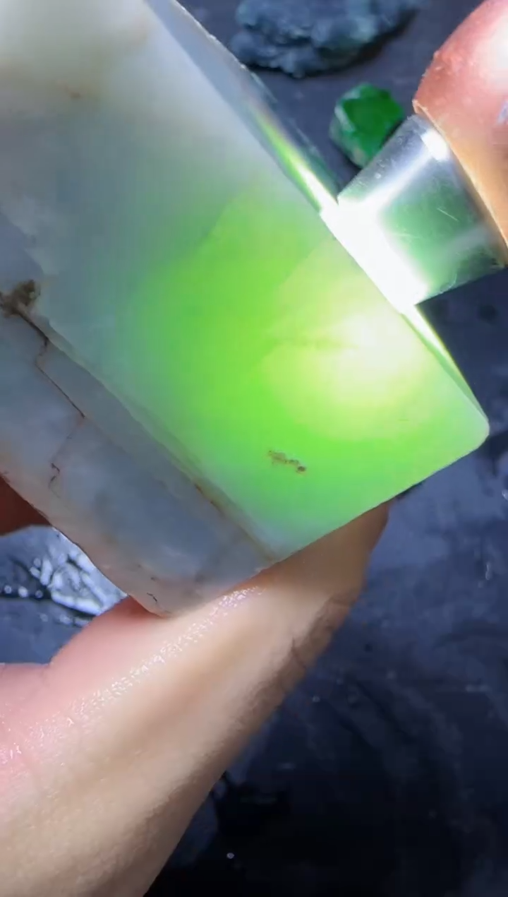 【闪购商品】翡翠颈饰未镶嵌168翡翠