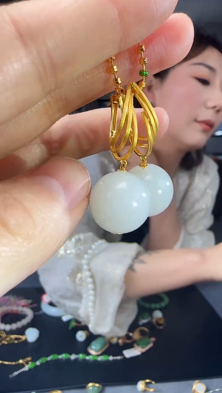 【闪购商品】和田玉耳钉不含链18K金镶嵌1