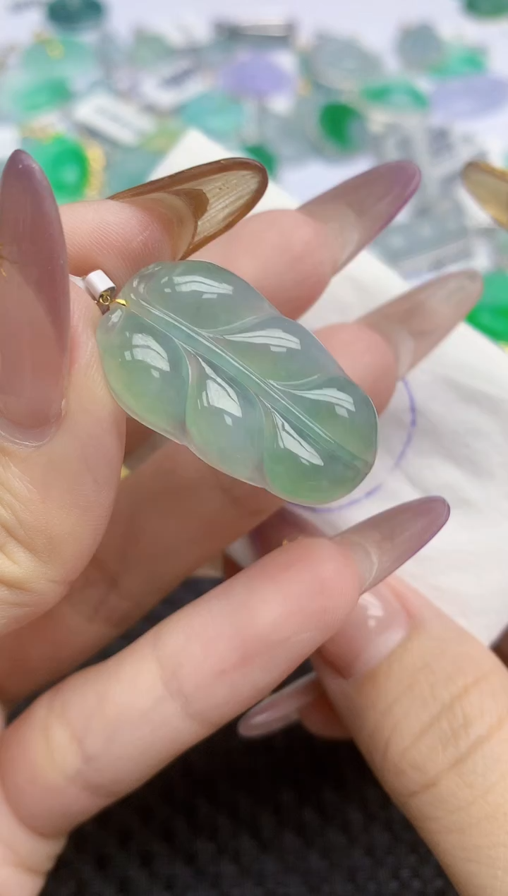 翡翠18K金镶嵌颈饰91   天然翡翠A货  百元以上9米证书费自理