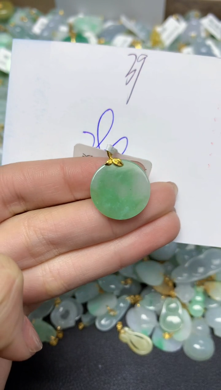 【闪购商品】翡翠颈饰18K金镶嵌 天然翡翠A货