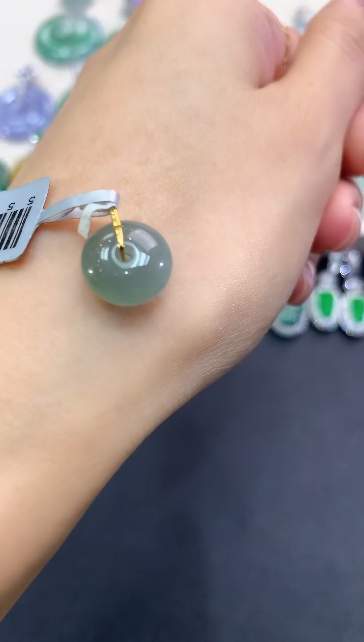 【闪购商品】翡翠吊坠(不含链)18K金镶嵌a4多样性一件发货