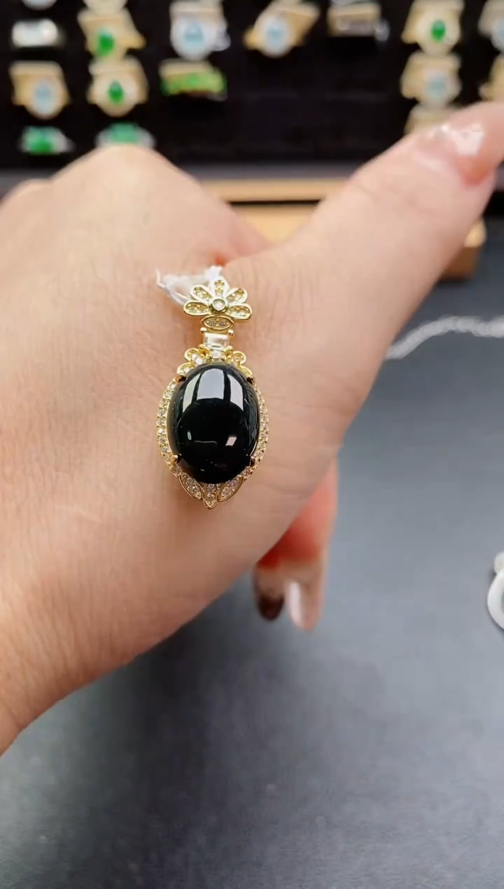 吊坠(赠链)银S925镶嵌翡翠1