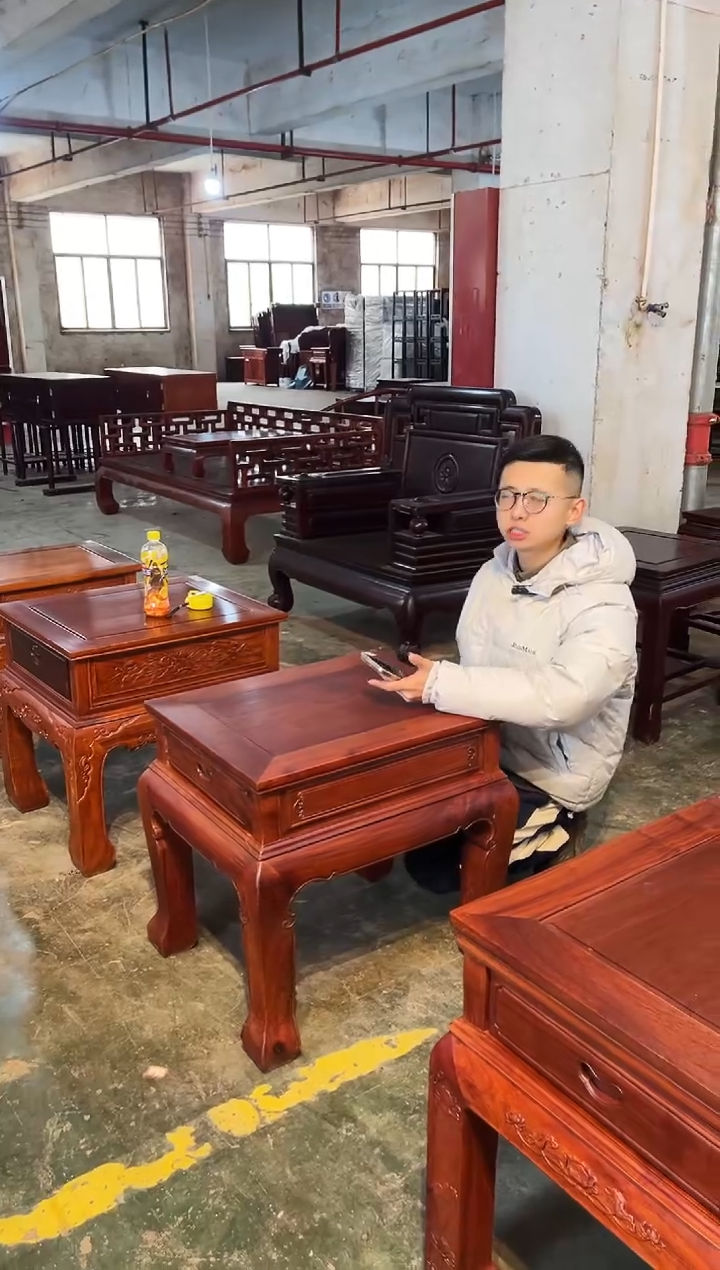 【闪购商品】花梨木类成套家具M12