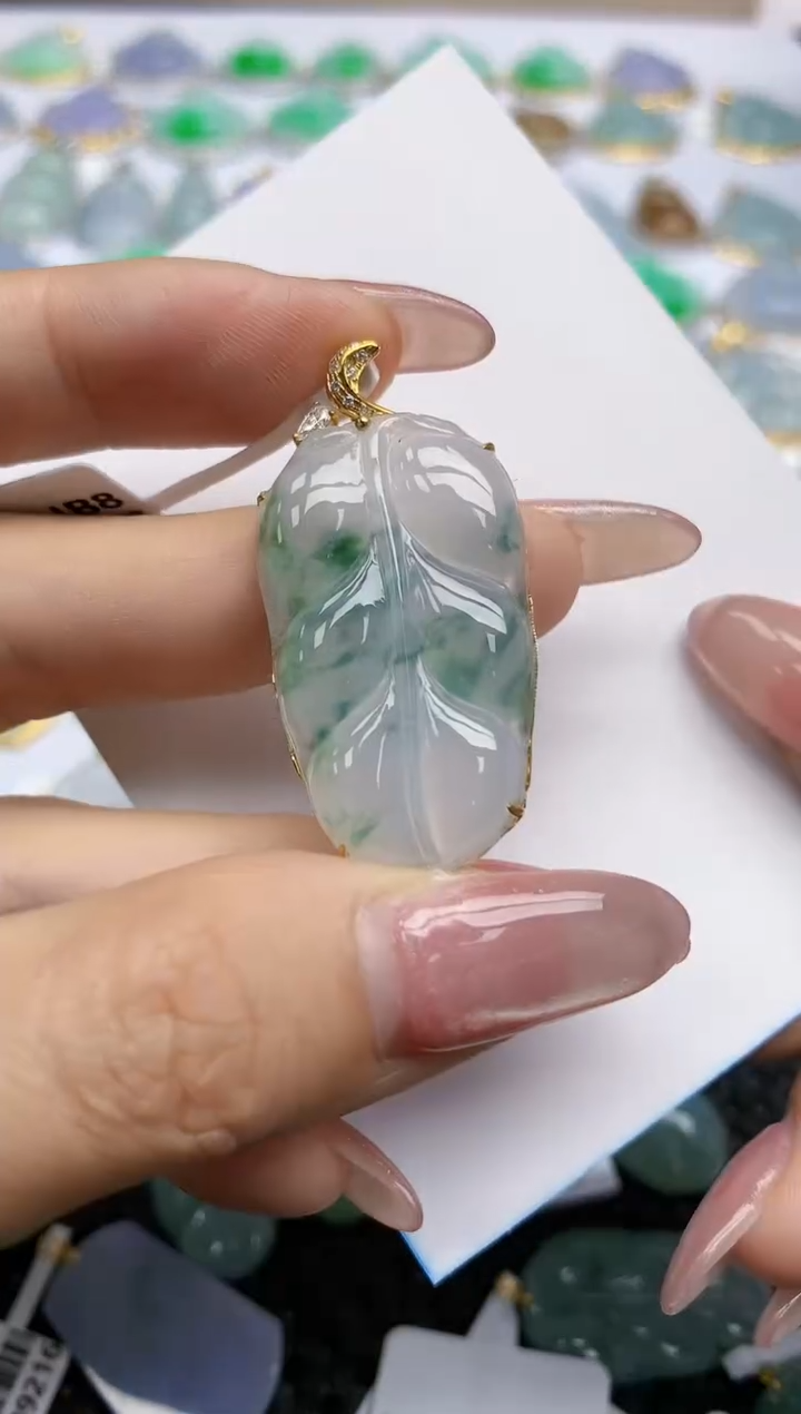 【闪购商品】翡翠挂件18K金镶嵌天然翡翠A货35
