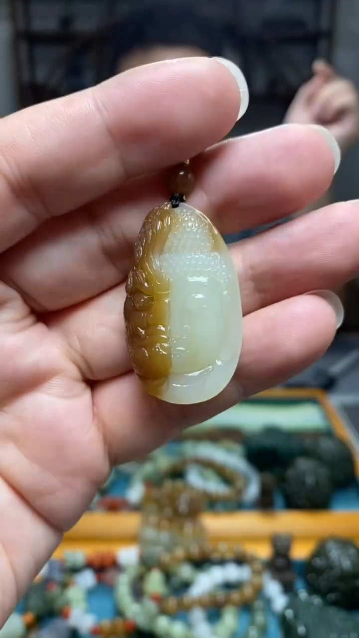 和田玉未镶嵌颈饰48