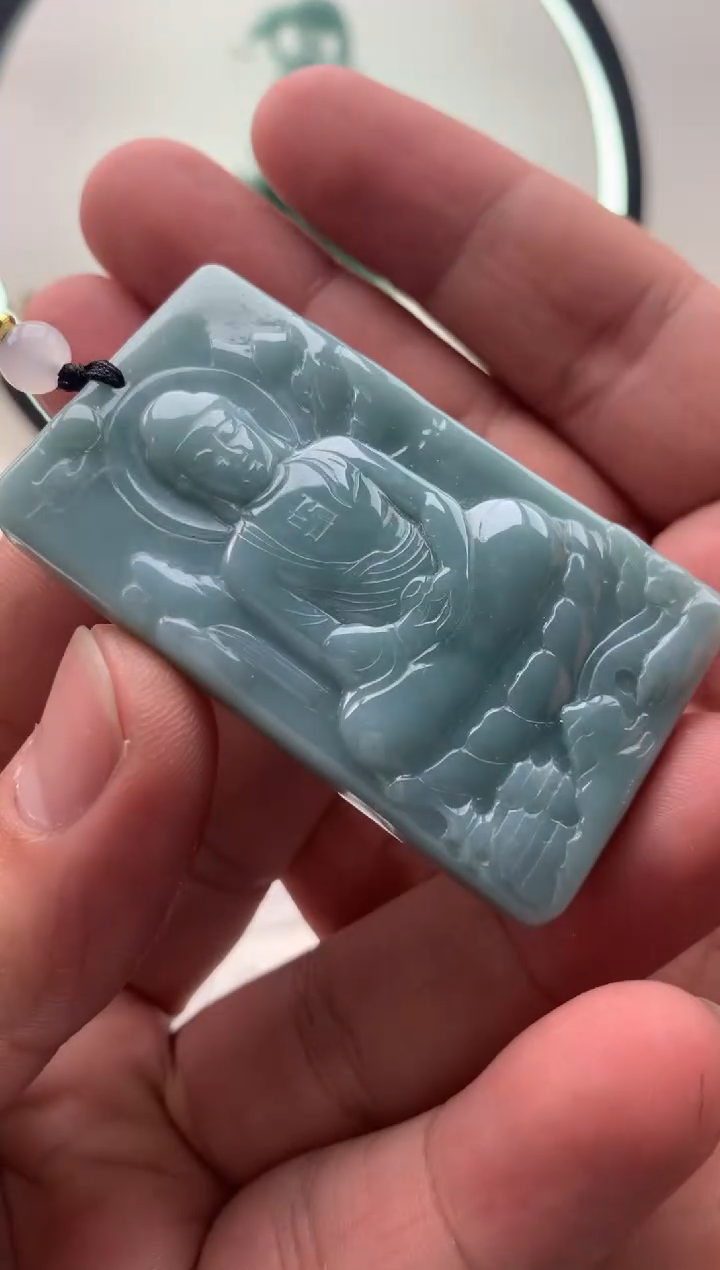 【闪购商品】翡翠颈饰未镶嵌大日如来