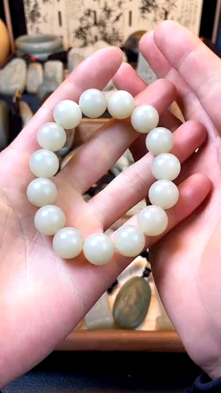 【闪购商品】和田玉颈饰未镶嵌新疆且末近矿料拍一发一