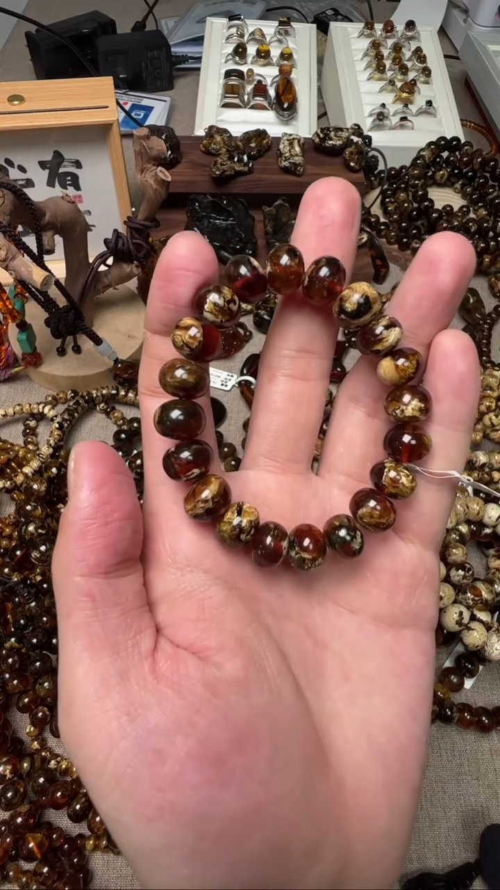 【闪购商品】琥珀手链未镶嵌抚顺琥珀