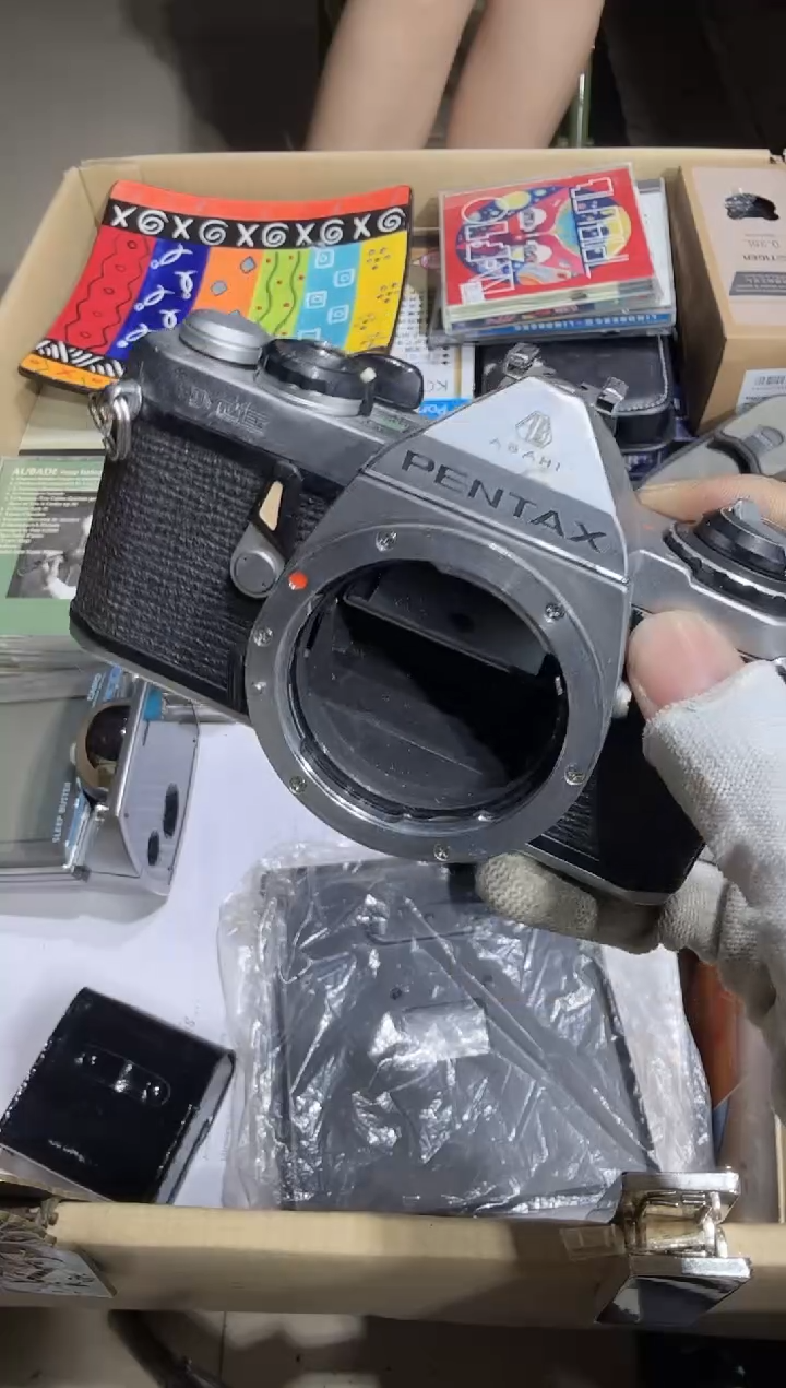 瓷片小*?  452中古商品，瑕疵品，不保好坏。