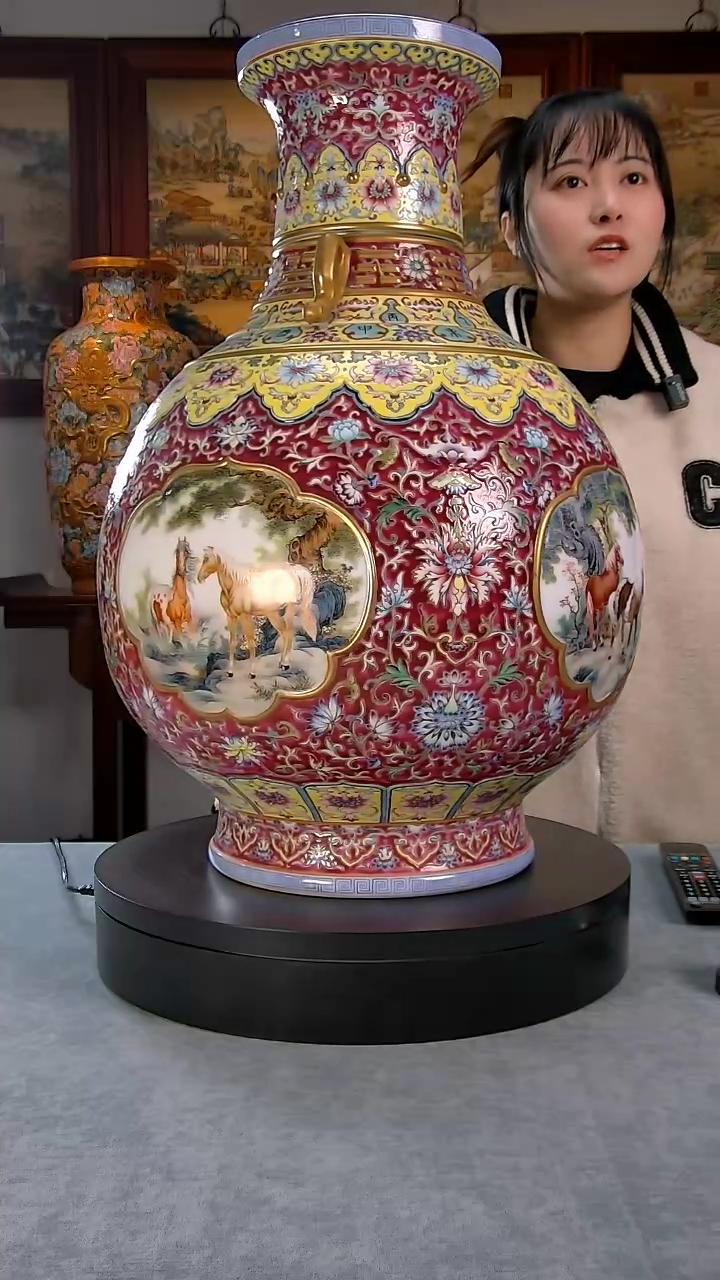 【闪购商品】珐琅彩转心瓶精品陶瓷