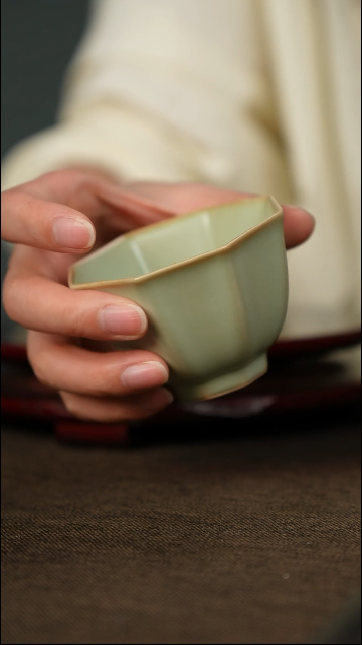 粉青 八方来财 带底款