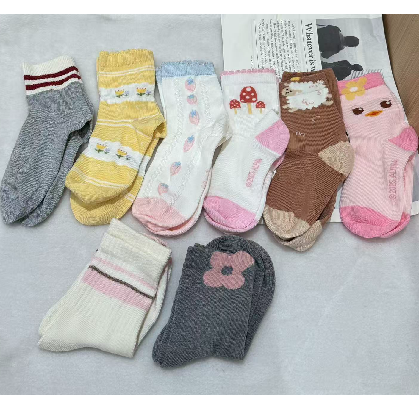 【俐32】儿童休闲卡通中筒袜子