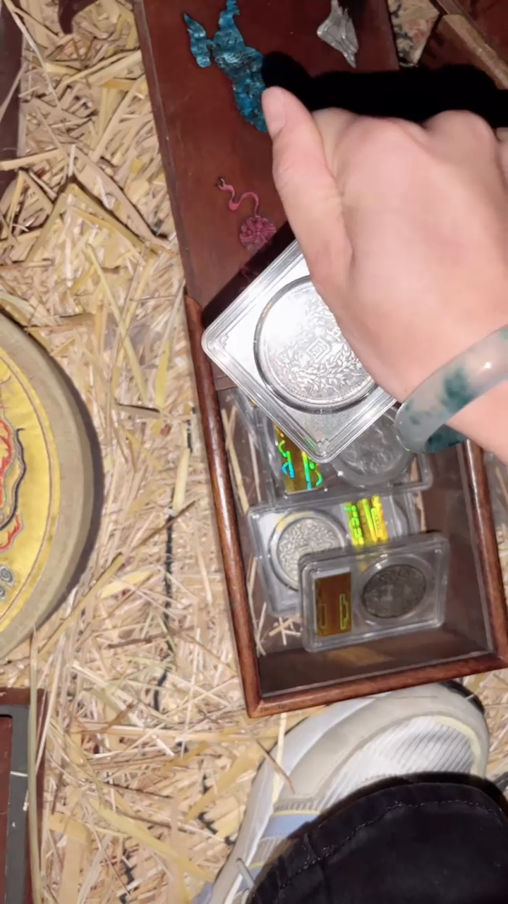 金属闪购商品专属高端连