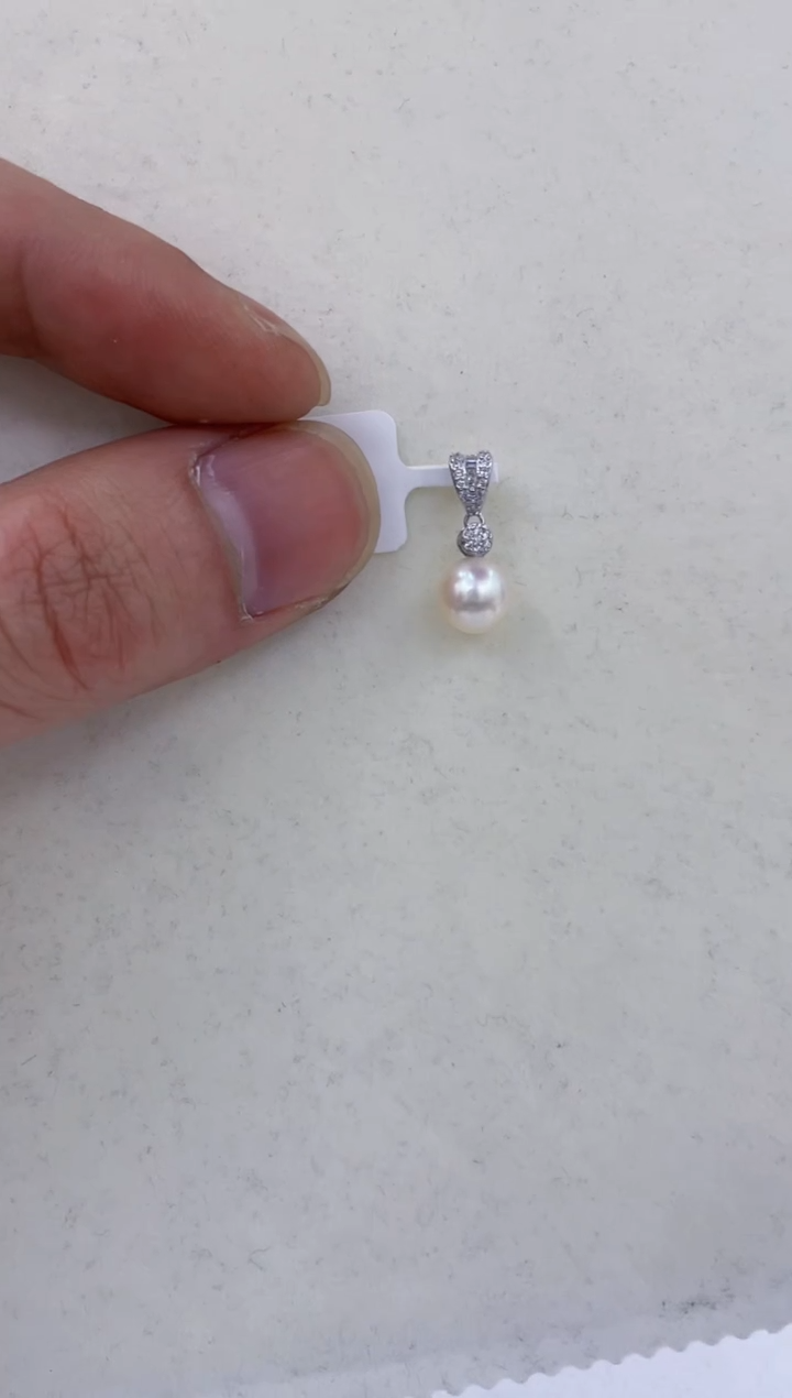 颈饰银S925镶嵌海水珍珠 